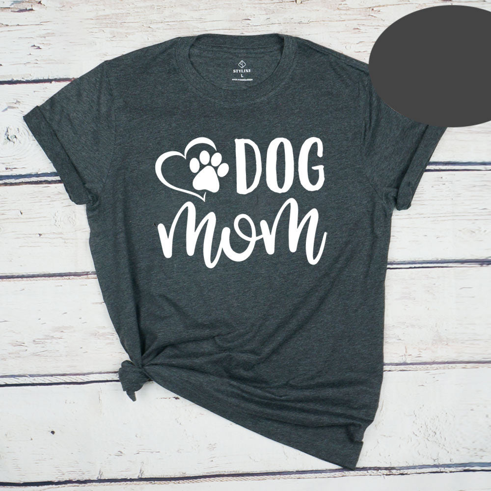 Dog Mom Charcoal Gray T-Shirt